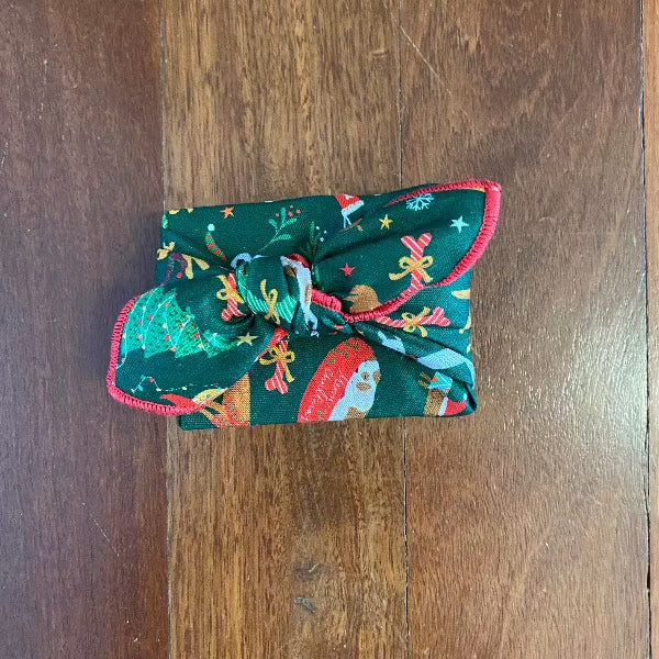 Festive Dogs Wrap